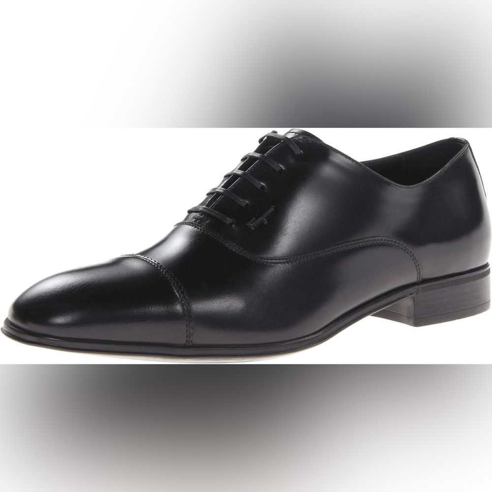 Ferragamo Lace-Up Oxford “Remigio” Dress Shoes in Black - Men’s (8)